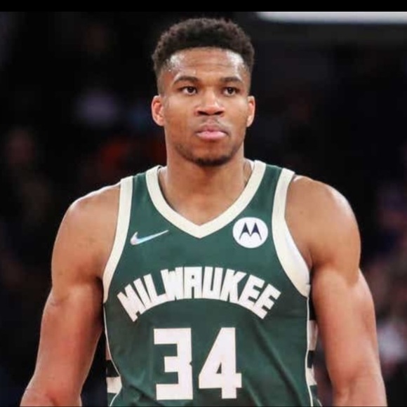 Giannis Antetokounmpo Milwaukee Bucks Nike Jersey - Picture 6 of 6